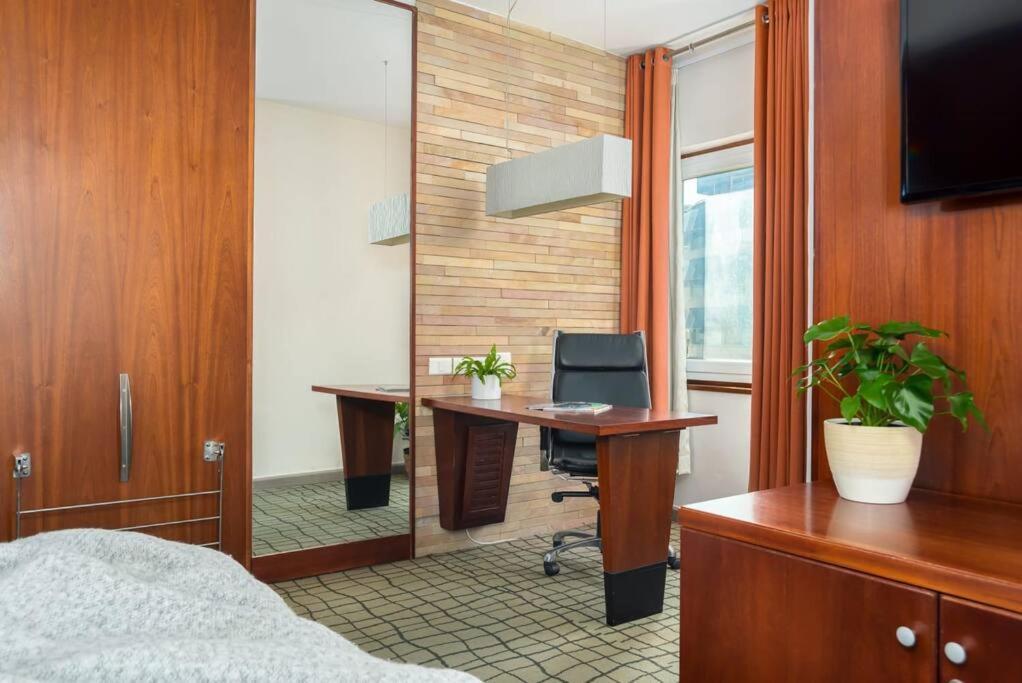 Central Modern City Escape Apartment! Città del Capo Esterno foto